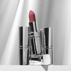 40 YEARS OF CELEBRATING YOUR BEAUTY Lipsticks KISS CATCHER 903