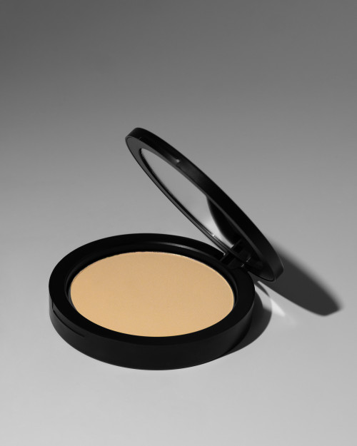 Freedom System Air-Light Finish Pressed Powder
