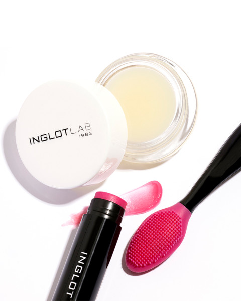 Take care of your lips during winter